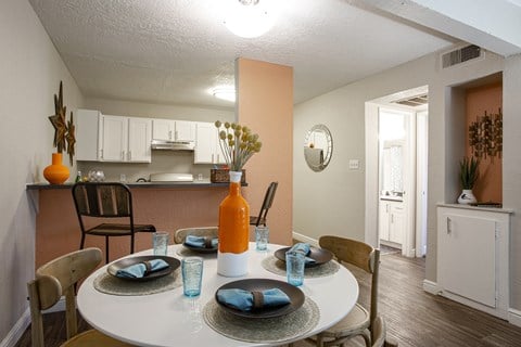 Dining area at Villas de la Terraza Apartments in Albuquerque NM October 2020